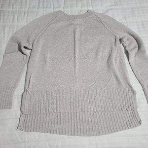 Old Navy Small  Cream Sweater